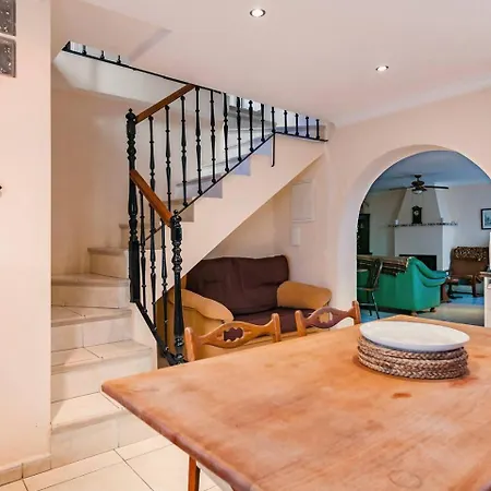 Cyv Vacation In Idyllic 3 Bedroom Апартаменты