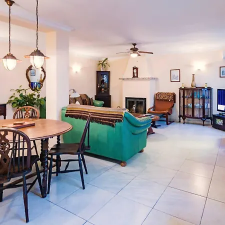 Cyv Vacation In Idyllic 3 Bedroom Фуэнхирола