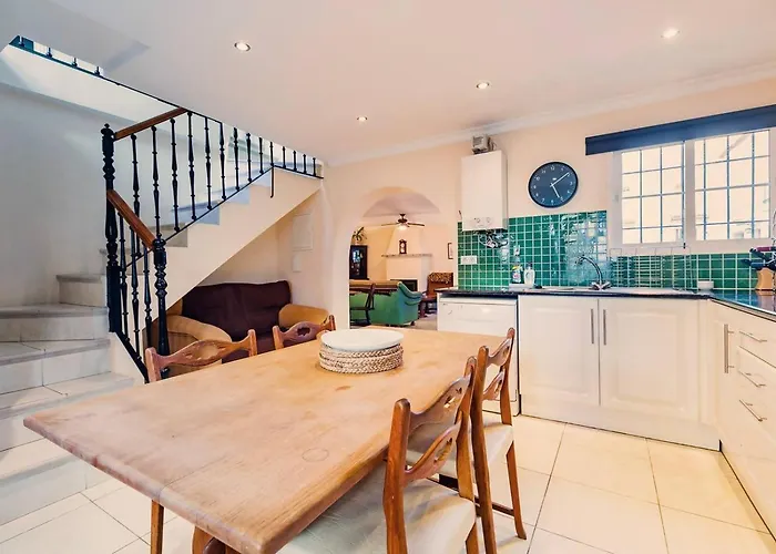 Daire Cyv Vacation In Idyllic 3 Bedroom