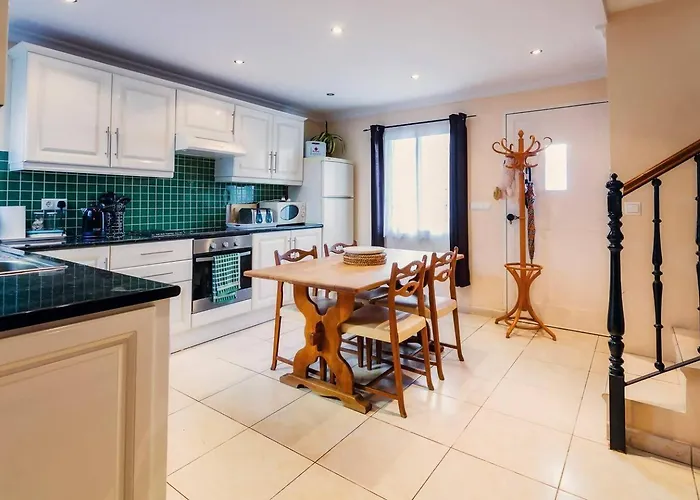 Daire Cyv Vacation In Idyllic 3 Bedroom Fuengirola